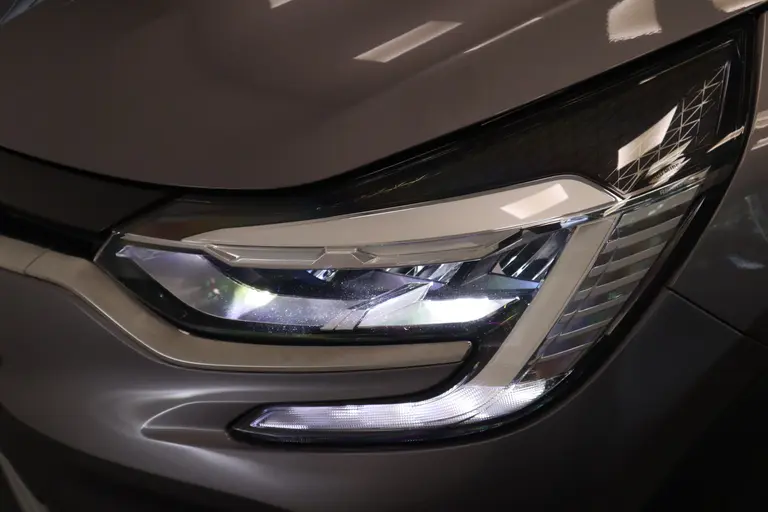 Renault Captur 1.6 E-Tech Hybrid 145 Zen PHEV 160 afbeelding 4