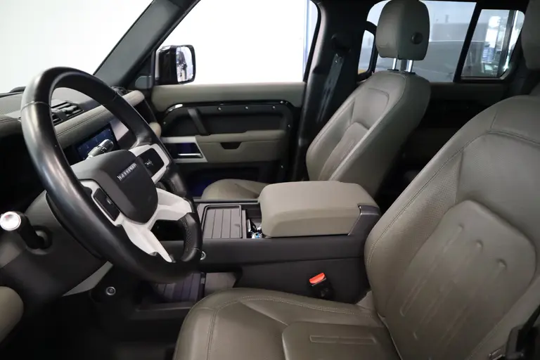 Land Rover Defender 110 2.0 P400e 110 S Cruise/Climate 20''LM Panoramadak Leder Luchtvering afbeelding 8