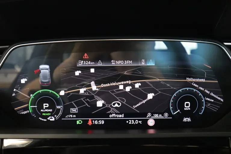 Audi e-tron e-tron 55 quattro advanced 95 kWh S-line Panoramadak Leder afbeelding 20
