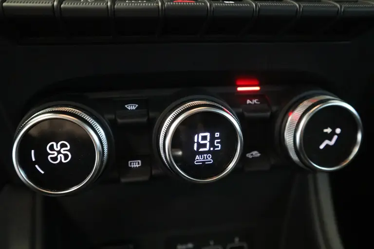 Renault Captur 1.6 E-Tech Hybrid 145 Zen PHEV 160 afbeelding 11
