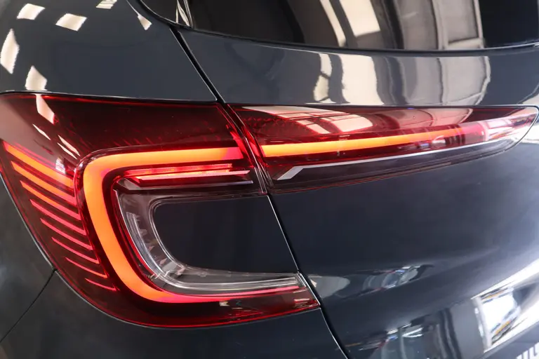 Renault Captur 1.6 E-Tech Hybrid 145 Intens 160 afbeelding 4
